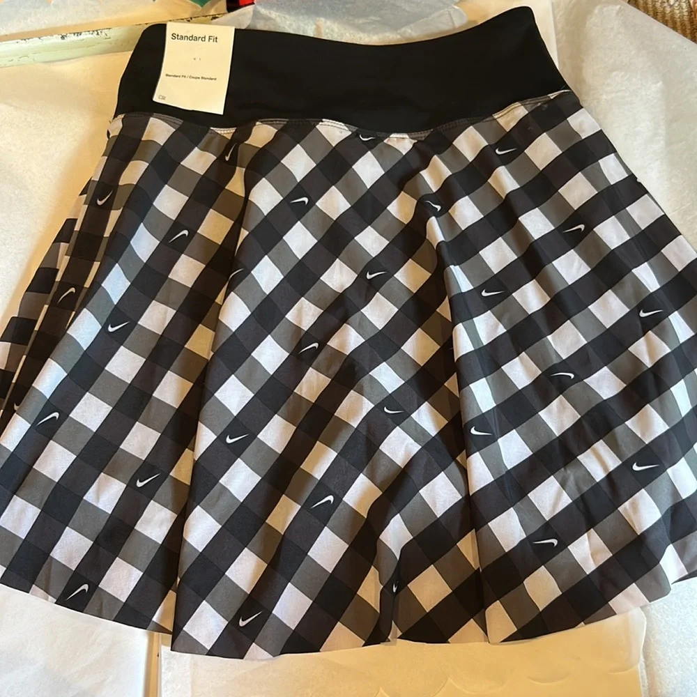 NWT NIKE dry fit club checkered skirt black/white size XS